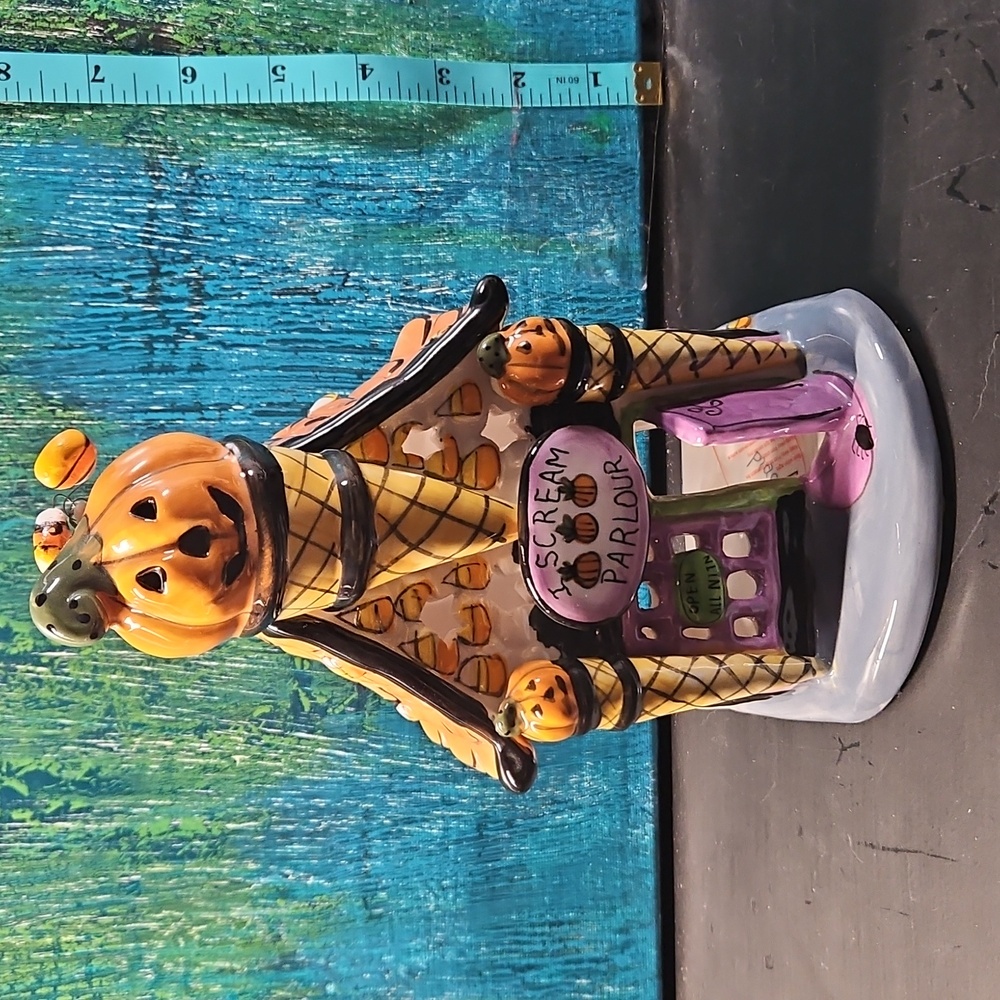 " I SCREAM PARLOR" Retired Piece Blue Sky Clayworks Candle House NWT